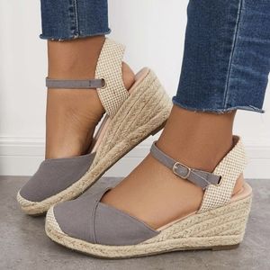 Women's espadrille sandals